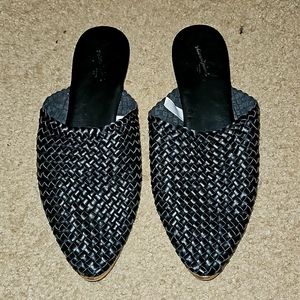 Universal Thread Goods Co. Sandals